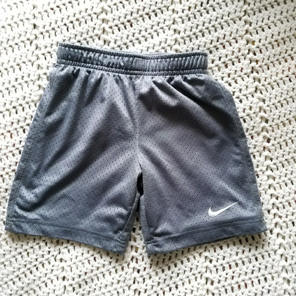 Nike boys mesh shorts